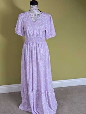 Lilac Printed V-Neck Maxi Dress with Smocked Waist